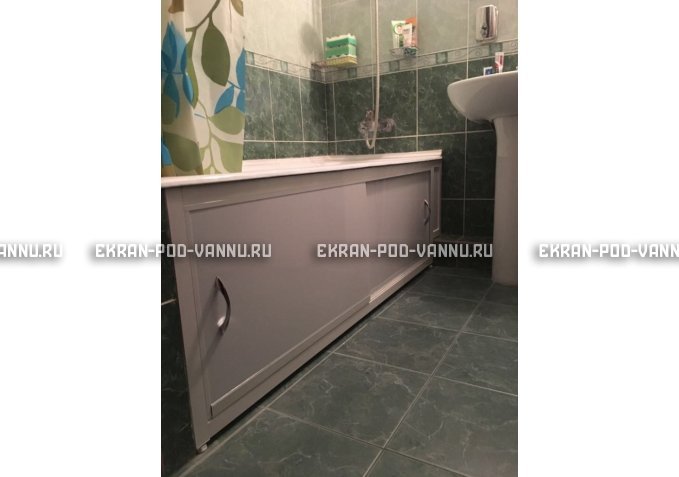 Экран  EUROPLEX Роликс белый с вставкой – купить по цене 10400 руб. в интернет-магазине в городе Курган картинка 2